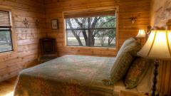cabin_001_1967_1440