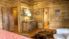 cabin_001_1992_1440